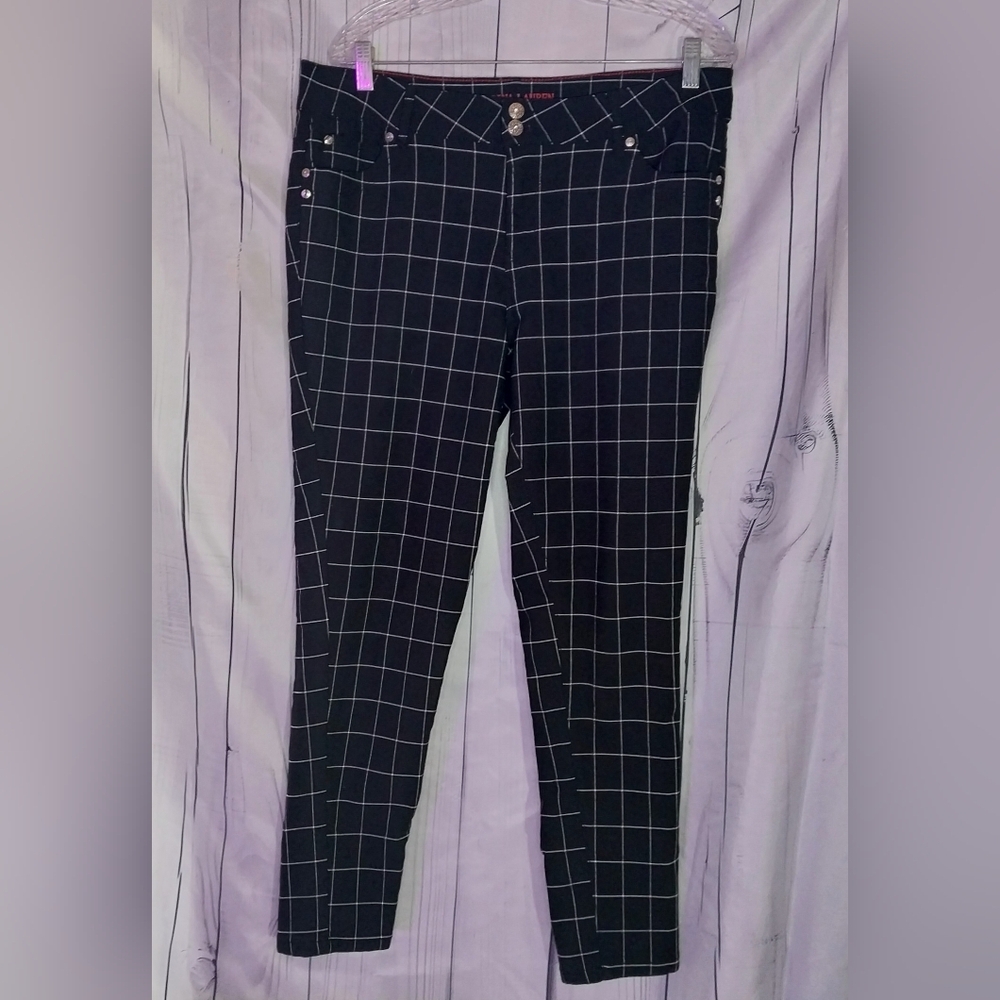 Sabrina Lauren Retro Grunge Black and White Checkered Ankle Pants